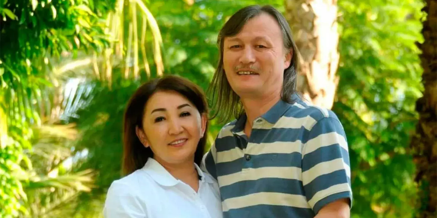 «Өнер азаматтары қасынан табылады деген ниеттемін»: Ұлықпан Жолдасовтың әйелі әншілерге үндеу тастады 