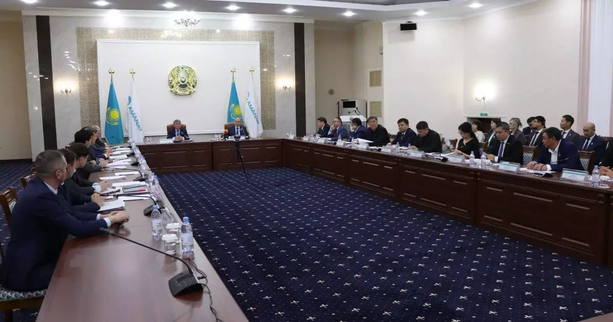  «Бұл – бір реттік акция емес»: Петропавлдағы кеңесте сыбайлас жемқорлыққа қарсы іс-қимыл мәселелері талқыланды 