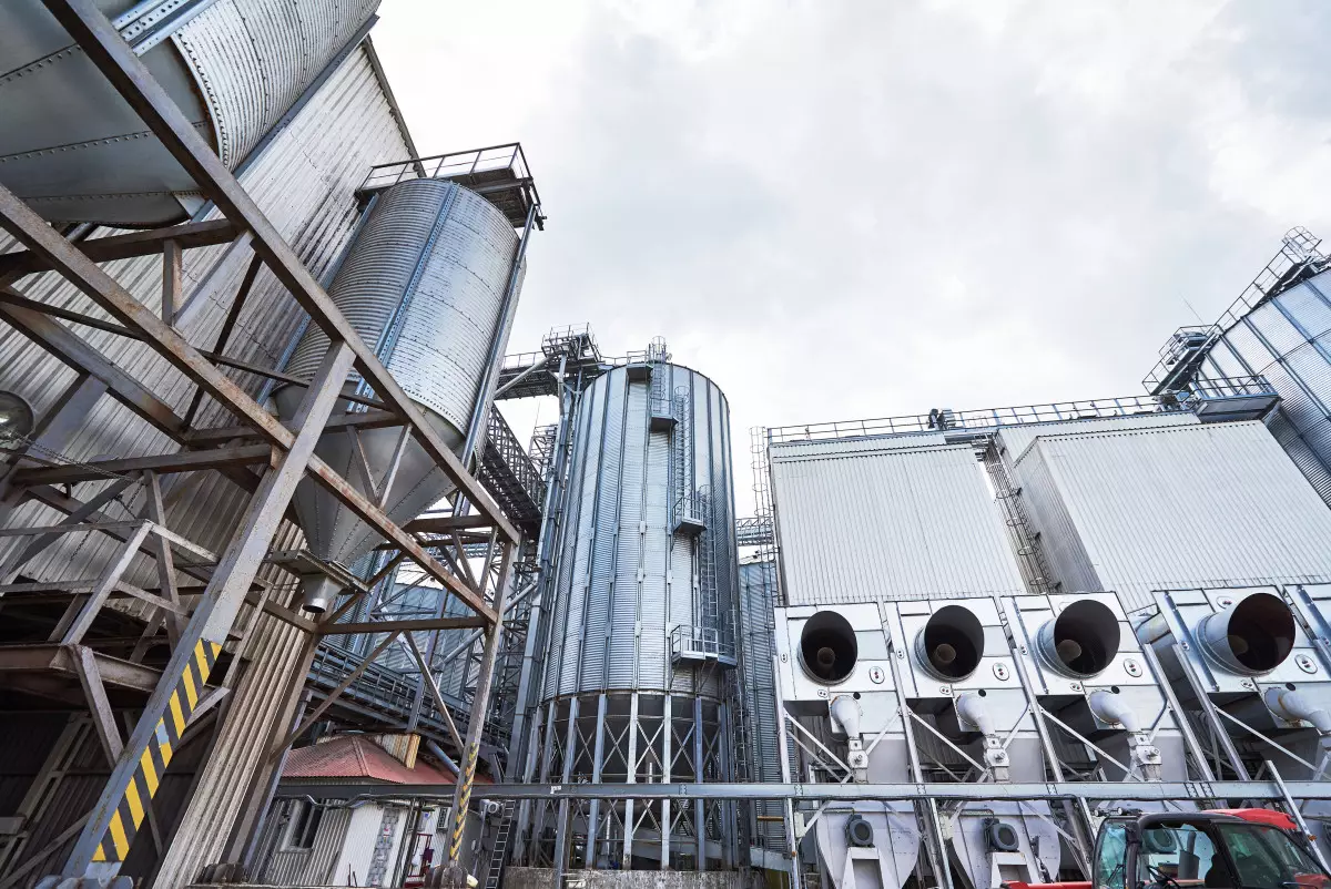 В Туркестанской области реализуют инвестпроекты на 152 млрд тенге