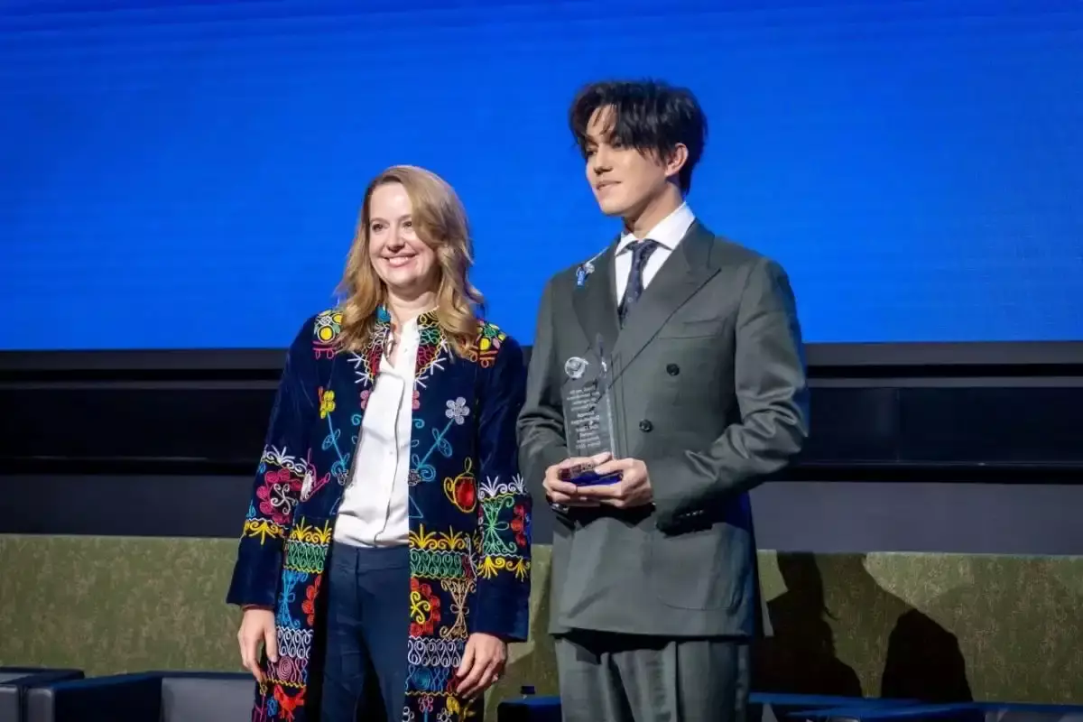 Димаш БҰҰ-ның жаһандық ізгілік елшісі болып тағайындалды