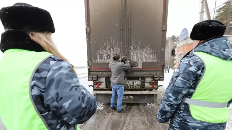 На казахстанца с поддельными документами завели уголовное дело в России