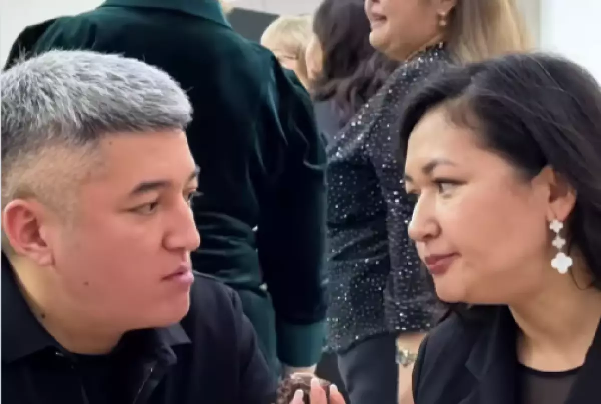 Любовь по-казахски: как пара на тое растопила сердца казахстанцев