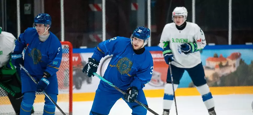 Первую победу на молодежном ЧМ одержала сборная Казахстана