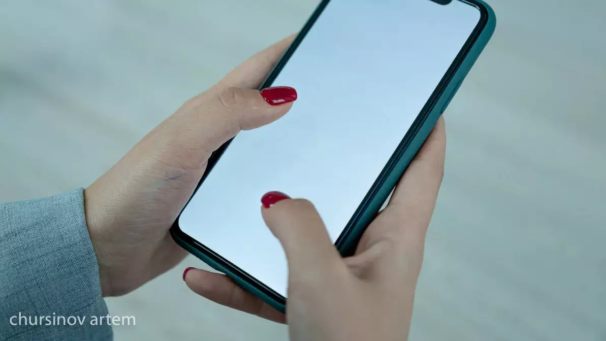 Құрылғыңыз бұғатталмауы үшін: IMEI-ді дұрыс тіркеу және тексеру әдісі