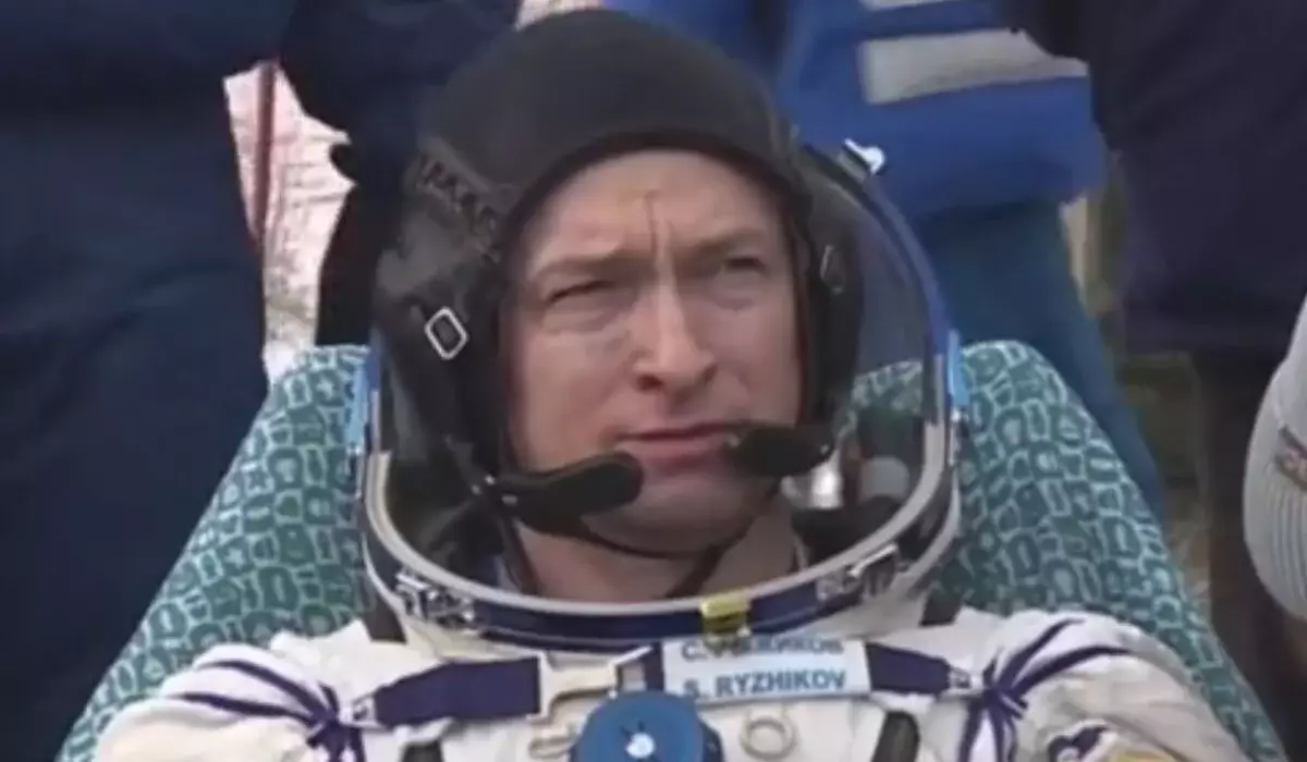 Экипаж космического корабля «Союз МС-27» приземлился в Казахстане (ВИДЕО)