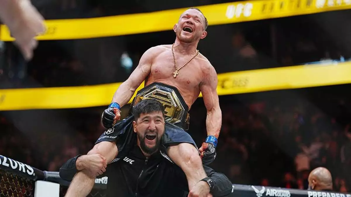 UFC чемпионы атанған Пётр Ян қазақтарға алғыс айтты