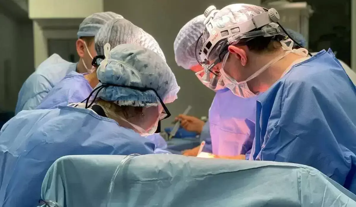 Шетелде оқыған дәрігер, күрделі ота, жаңа технология: Шымкенттің денсаулық сақтау саласындағы реформасы