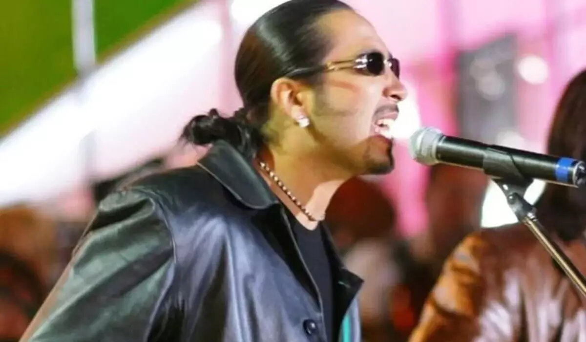 «Этот цирк закрыт»: известный артист заявил, что запрет фонограммы покажет, кто умеет петь