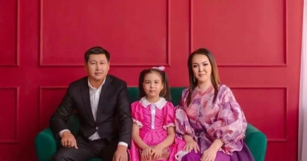  “Тұсауымды Салтанат Байқошқарова кесті”: Жұлдызай Дүйсенбиева тұрмысқа қалай шыққанын айтты 