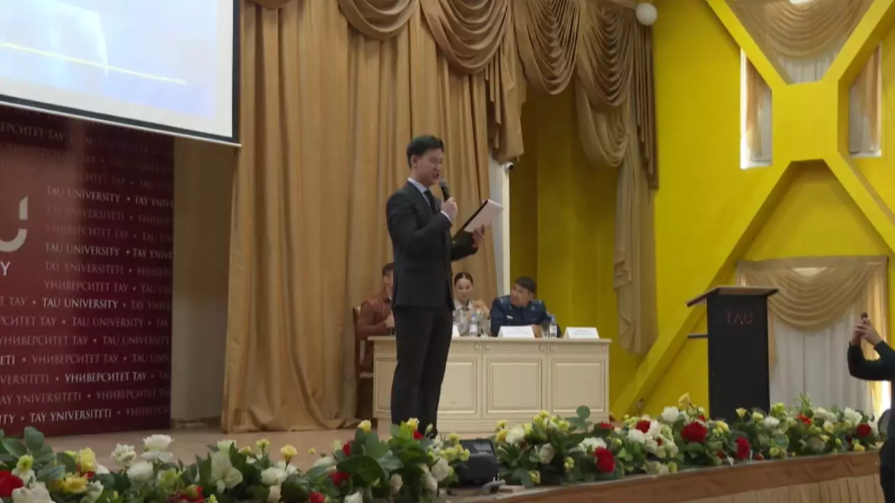 Елордада жастарға есірткі зияны түсіндірілді