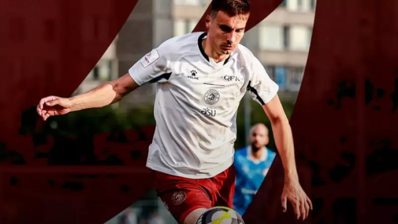 Қазақстандық қорғаушы төл командасында тағы екі жыл ойнайды