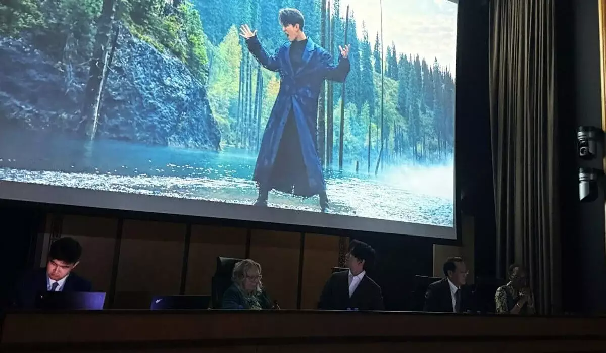 Димаш Кудайберген принял участие в церемонии повторного открытия Казахского зала во Дворце ООН