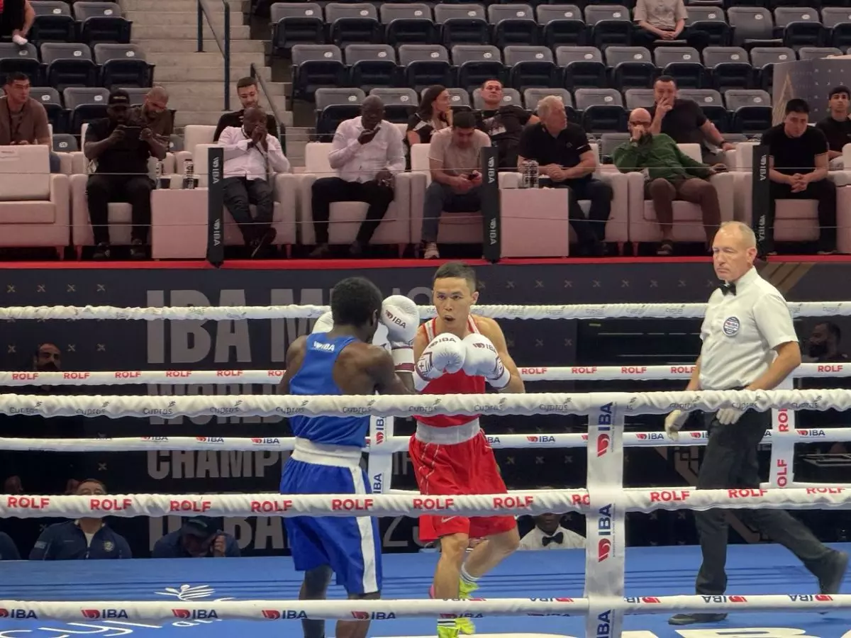 Үш нокдаун тіркелді: Сәкен Бибосынов  ширек финалға өтті