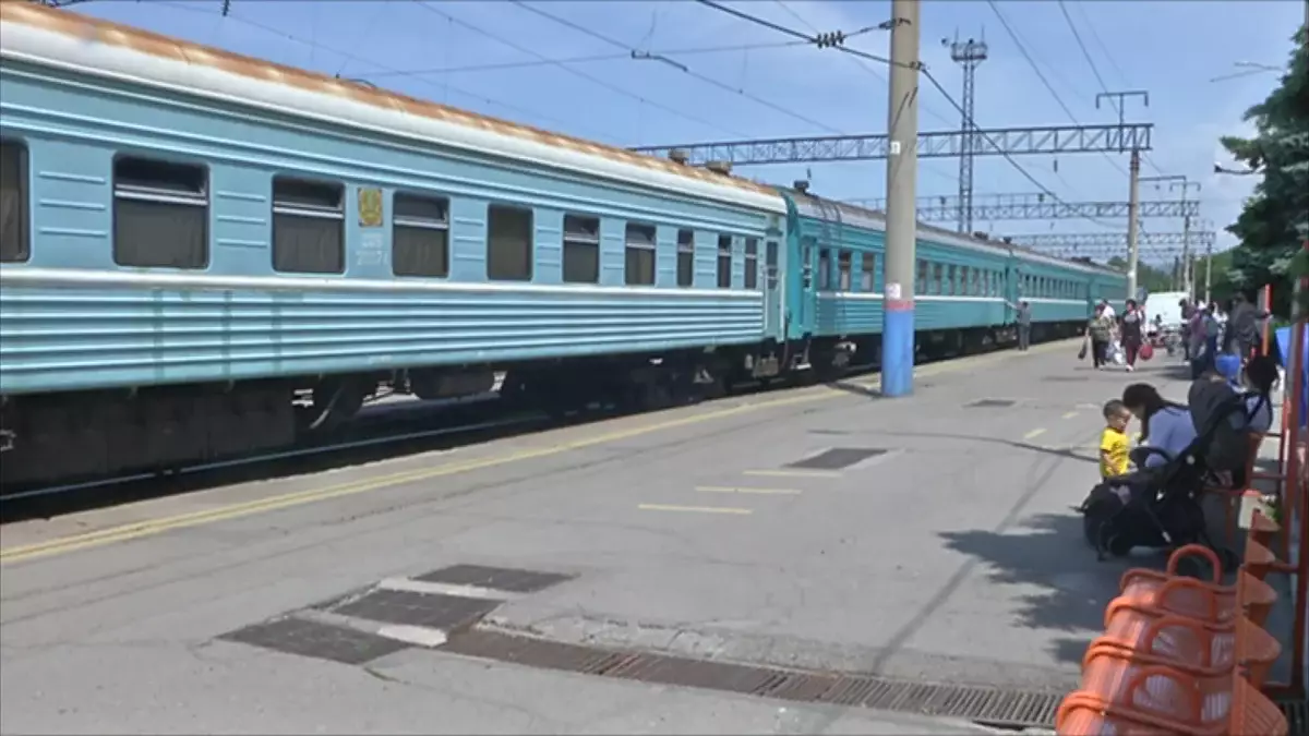 Жаңа жыл қарсаңында қосымша қандай пойыздар жүретіні белгілі болды