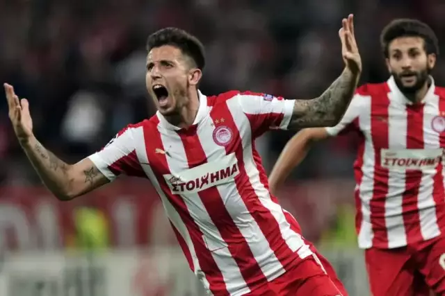 «Олимпиакос» жанкүйерлері қателесіп Алматыға ұшып келген