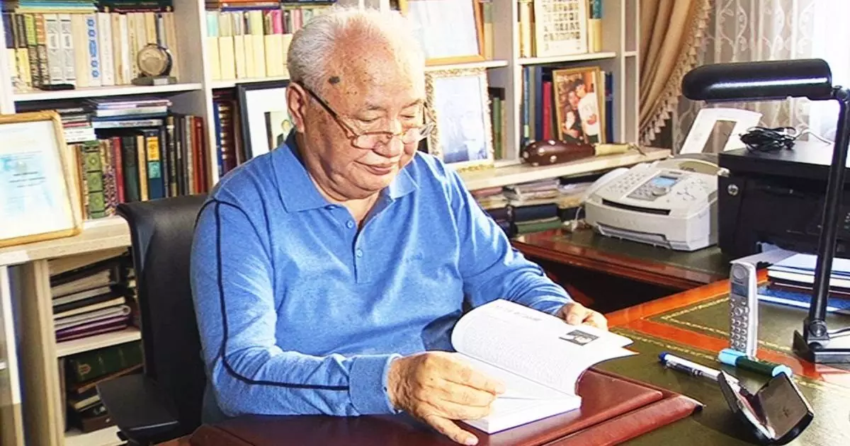  Тұрсын Жұртбай. Әбіштің көз жасы және `Өлген кітап` 