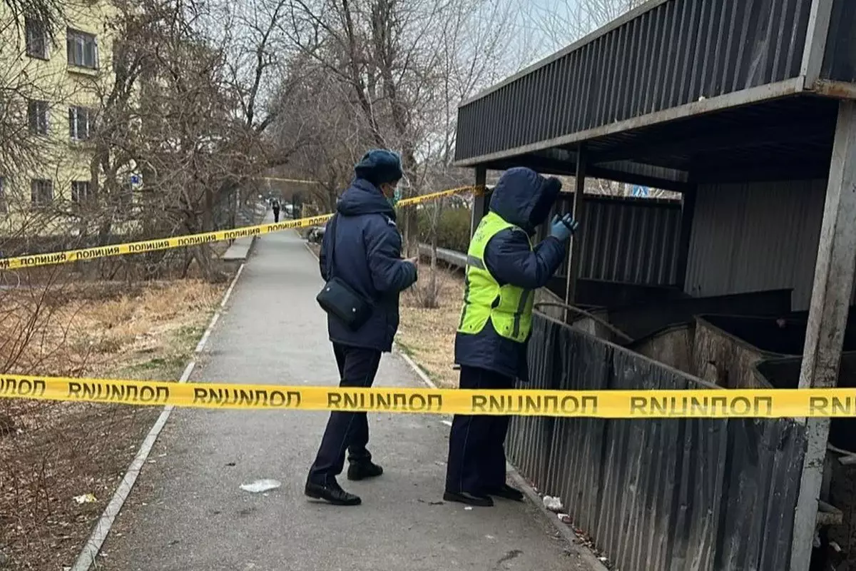 Тело новорожденного обнаружили в мусорном контейнере на юге Казахстана