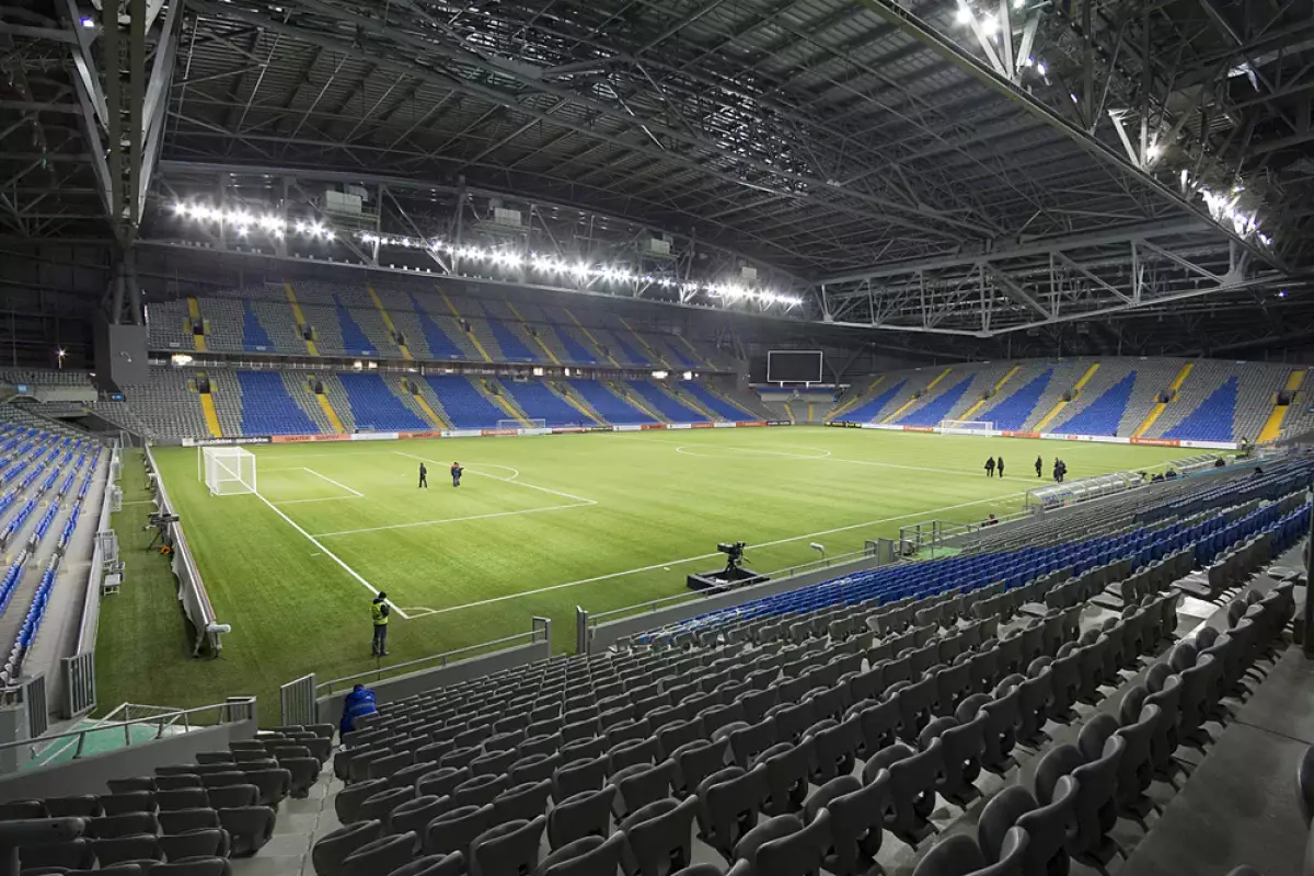 «Кайрат» минимально проиграл «Олимпиакосу» и остался на 35-м месте