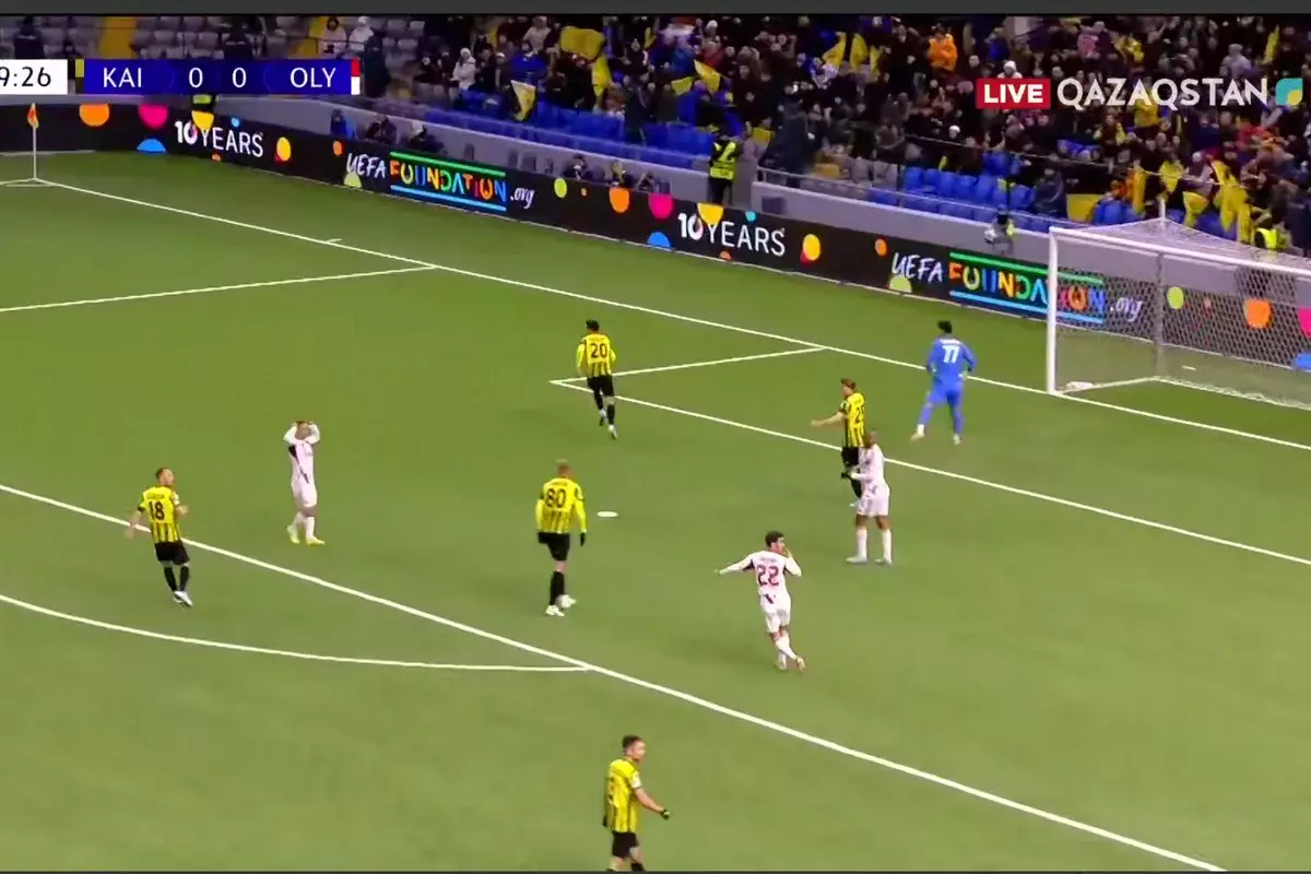 «Кайрат» уступил «Олимпиакосу» в матче Лиги чемпионов в Астане