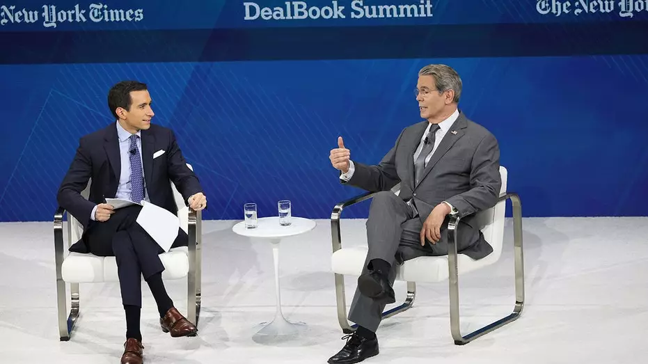 Бессент предупредил, что кошмар регулирования в стиле ЕС проникает в Латинскую Америку и нацелен прямо на США.