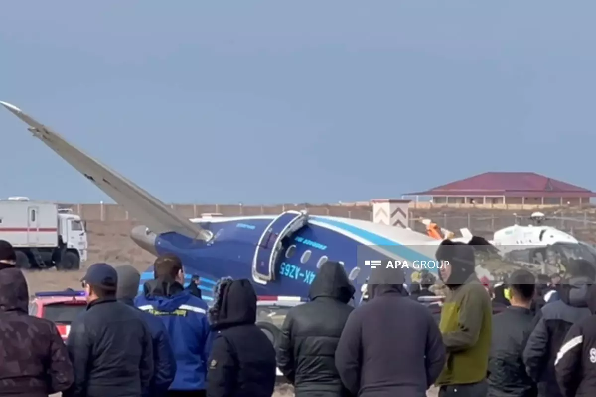 Казахстан ждет результатов из двух зарубежных лабораторий по крушению самолета AZAL.