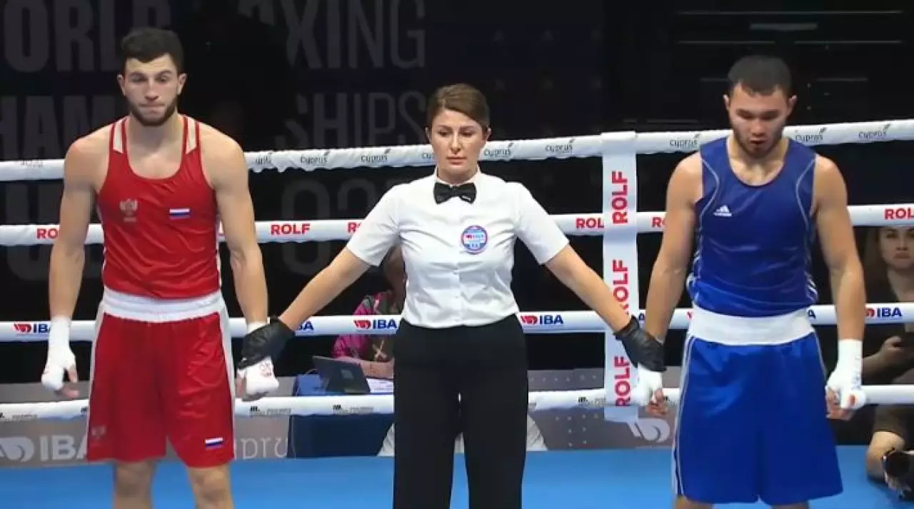 Он боксшымыз әлем чемпионатында ширек финалға шықты