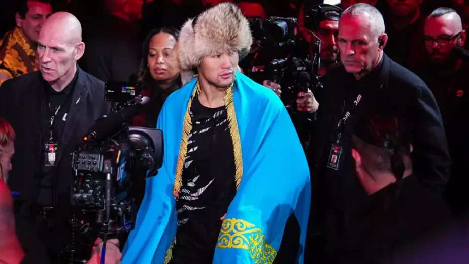 "Қара бала таяқ жейсің". Шавкат ответил Бакли после очередного вызова