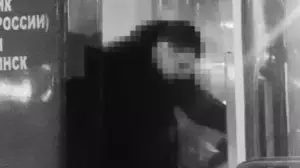 Кеудесі мен бетіне 22 рет пышақ сұққан: Павлодарда кәсіпкерді өлтірді деген күдікті Ресейге қашып кеткен 