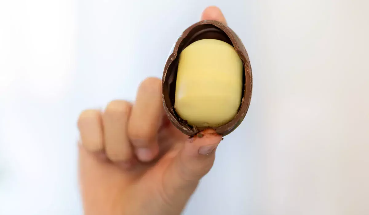 Мать двух детей прятала наркотики в «киндере» и получила срок в Актобе