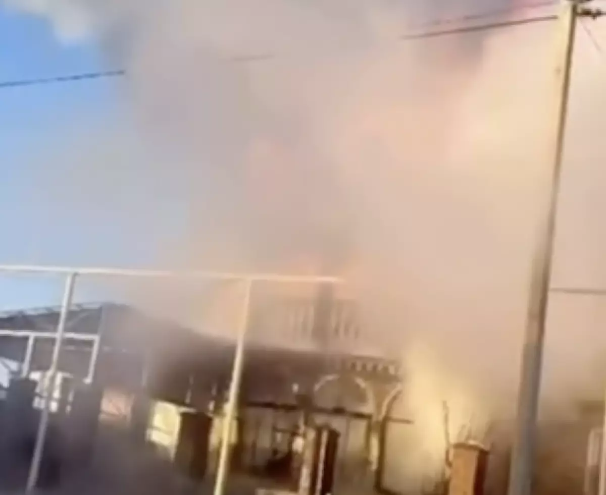 Қостанай облысында жеке үй түгі қалмай жанып кетті