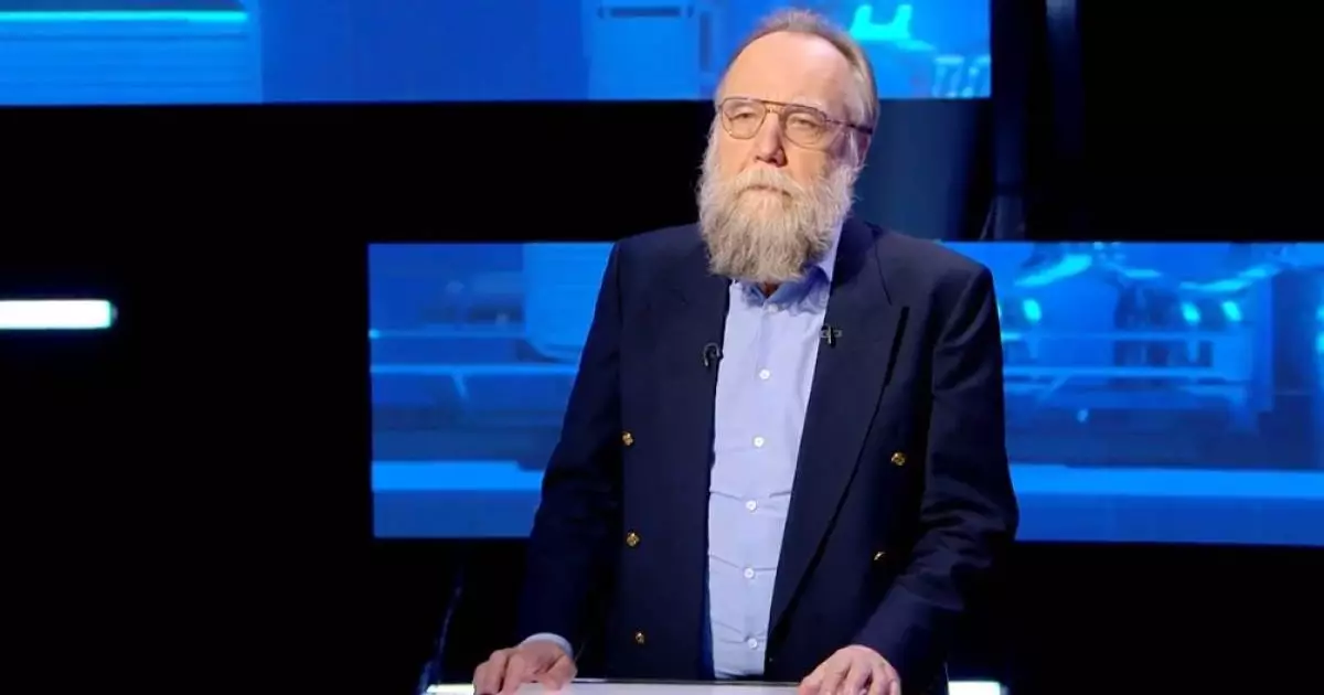  Ұлыбритания неофашист Дугинге, «Рыбарьға» және ресейлік насихатшыл БАҚ-ға санкция салды 