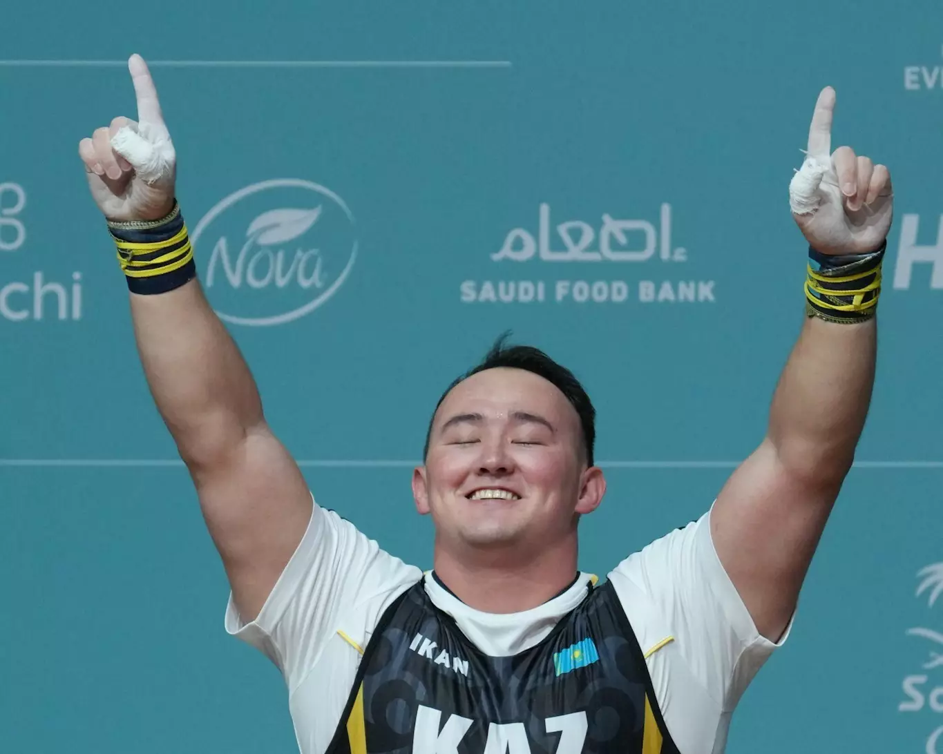 Ауыр атлетикадан ел үздіктері анықталды