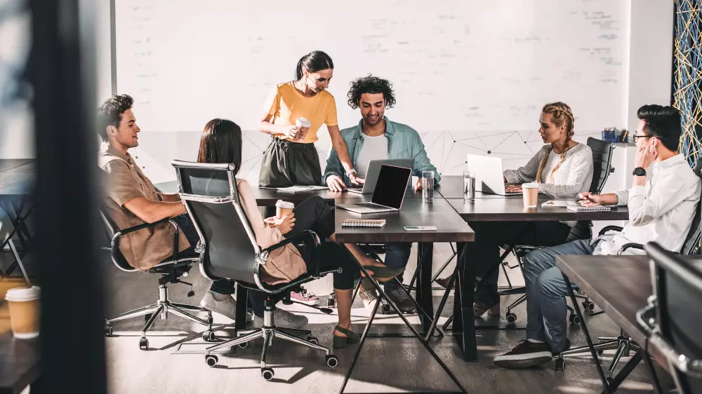 Удалёнка или офис: учёные назвали формат, который спасает психику