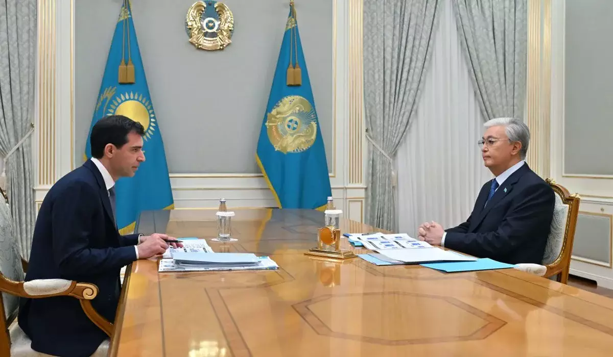 Еңбек қауіпсіздігі мен әлеуметтік бастамалар: «Qarmet» басшысы президетке есеп берді