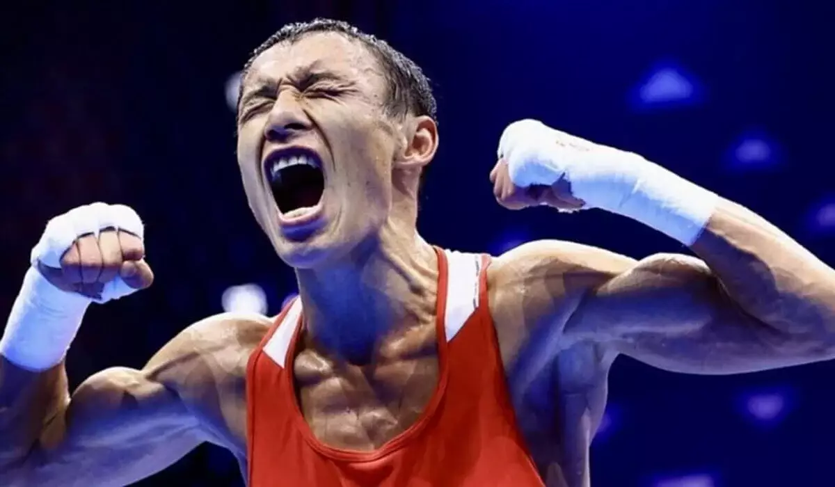 Десять казахстанских боксеров продолжают борьбу за медали на ЧМ в Дубае