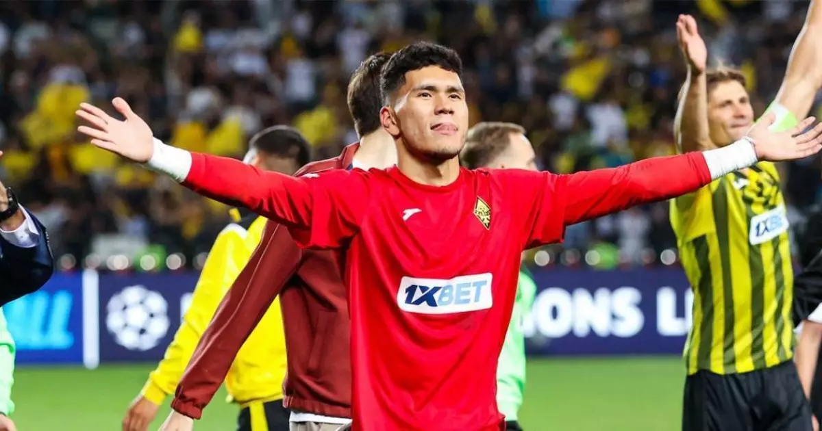  Жанкүйерлер Темірлан Анарбековтің `Қайраттан` кетуін талап етіп жатыр 