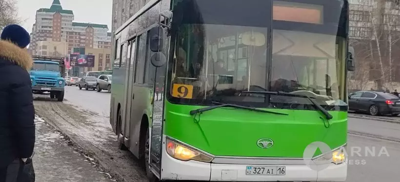 Что думают семейчане об общественном транспорте: опрос Arnapress.kz
