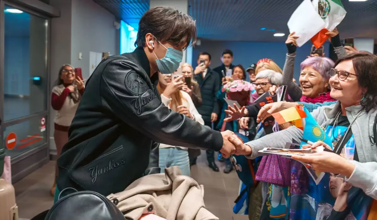 Необычный подарок получил Димаш Кудайберген в Латвии