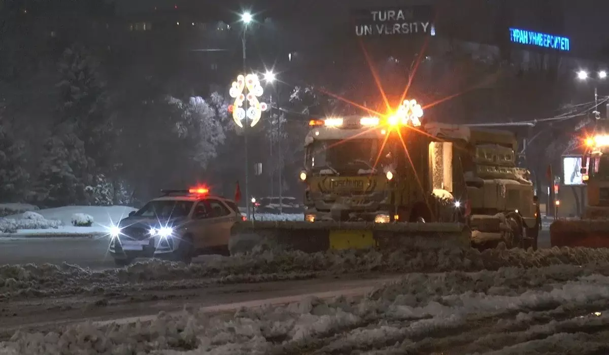 58 ДТП произошло за одну ночь в Алматы из-за первого снега