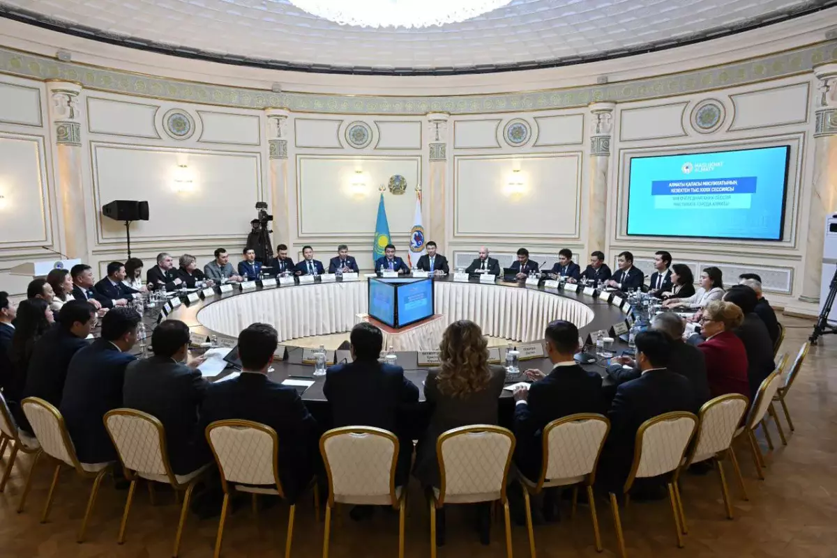 Алматыда аңызға айналған мұз айдыны жаңғыртылып жатыр