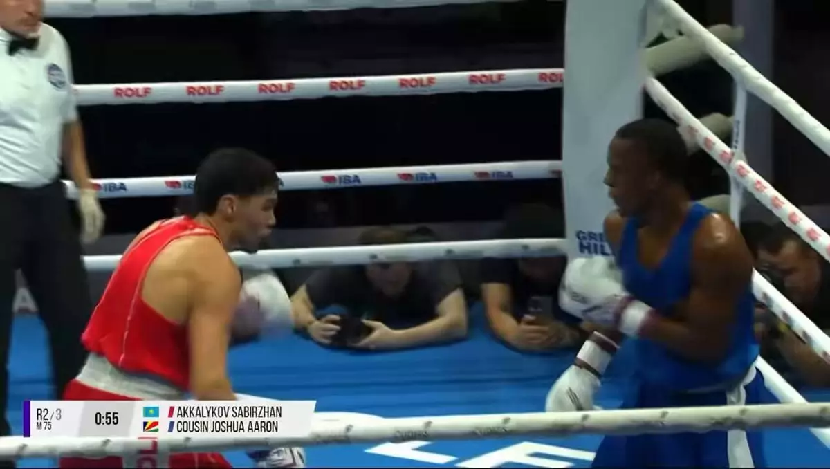 Боксер Сабыржан Аккалыков впечатлил британского эксперта на Чемпионате мира