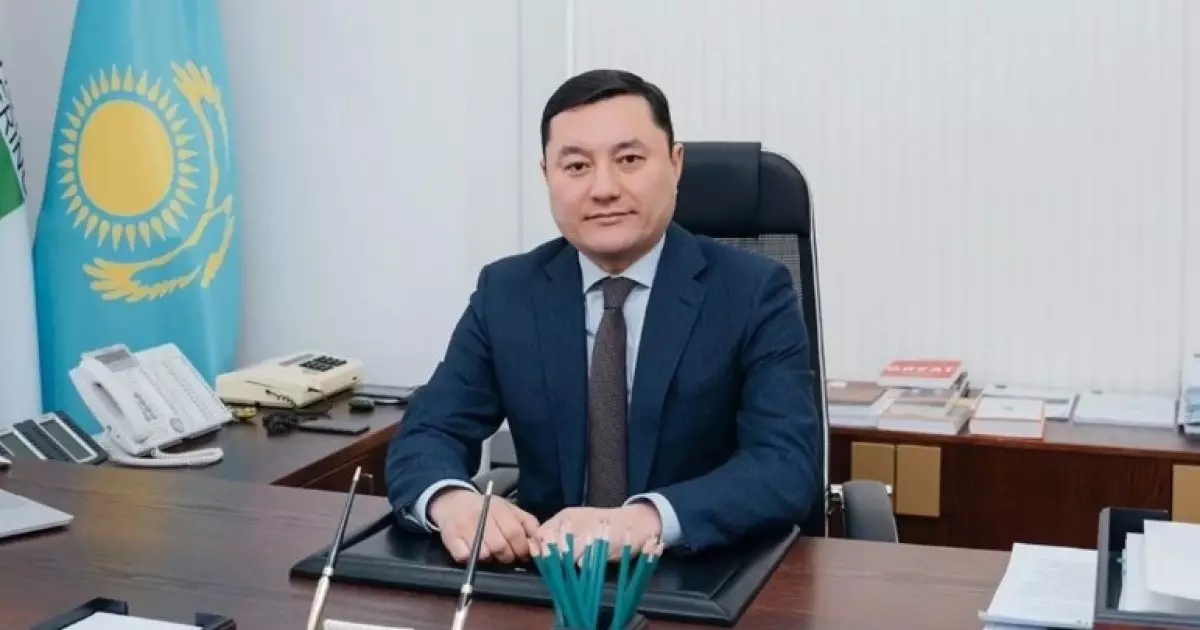  Бұрынғы вице-министр лауазымын асыра пайдаланды деген күдікпен ұсталды 