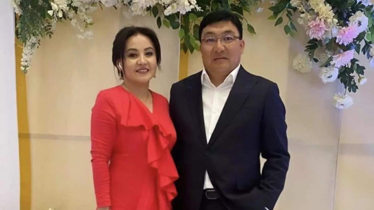 &#171;Ең әдемі келіншек&#187;: Тоқтар Серіков елдің алдында әйеліне сезімін білдірді