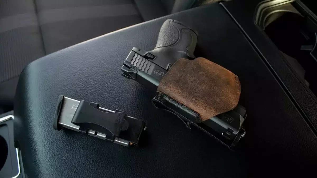 В Казахстане усилят контроль за оборотом оружия и работой частных охранных организаций