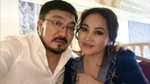 "Махаббатымызға бөгет болған жандар болған". Тоқтар Серіков ешкімге тіс жармаған сырын ашып айтты 