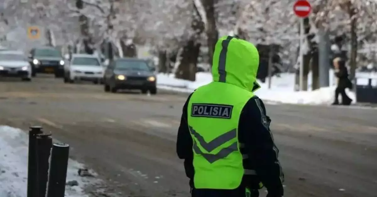  `Плавающая` скорость и знаки ограничения: о новых зимних правилах на дорогах заявили в МВД 