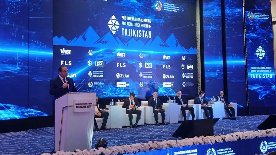 ТМД Іскерлік орталығы: ЖИ орта буын қызметкерлерін алмастырады