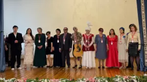 «Мен сені сүйем, Өмір!» Жарыққа ұмтылған жүректердің әні