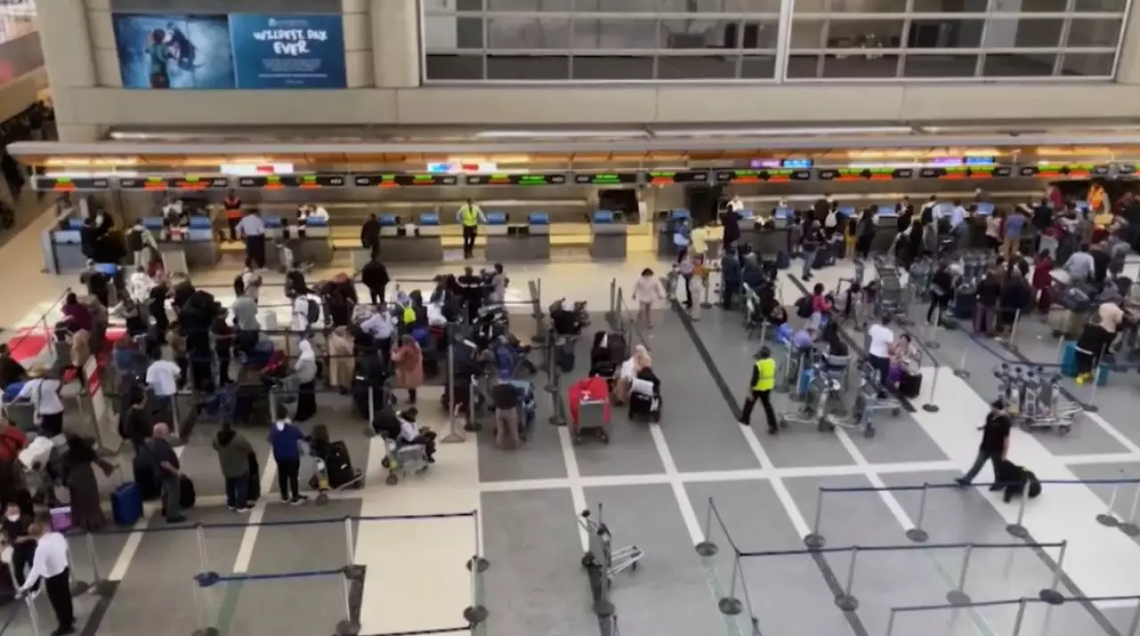 Проверку соцсетей туристов могут ввести в США