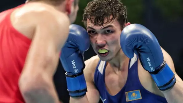 Қазақ боксшының кәсіпқойдағы нокаутшымен ӘЧ жүлдесі үшін айқасы нокдаунмен шешілді